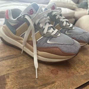 New Balance 57/40 Size 8 women’s